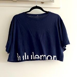 Lululemon crop top